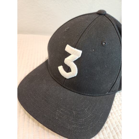 Yupoong Chance 3 Snapback Hat Black Red Adjustable Cap Classic Hip-Hop Style - Picture 2 of 5